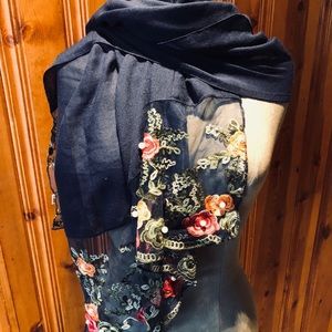 Gorgeous embroidery with pearls scarf.